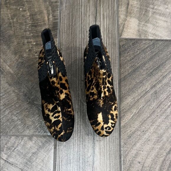 J.Renee Brown and Black 1.5” wedge Ankle Booties with Leopard Print - Picture 2 of 3